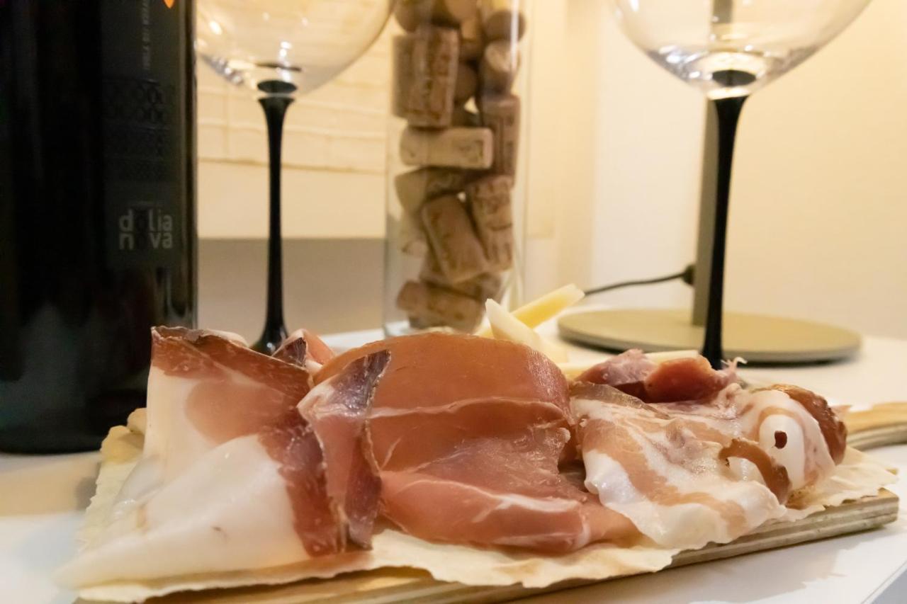 Locanda Del Buongustaio Cagliari Eksteriør billede